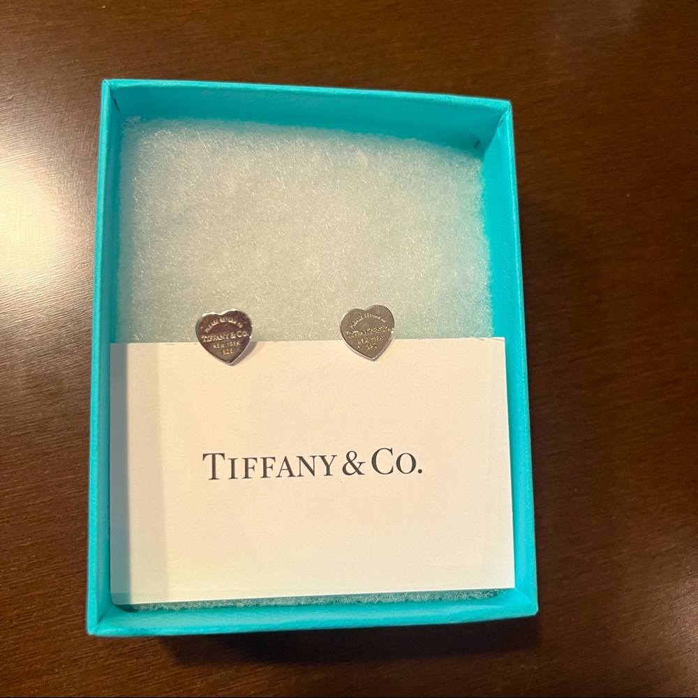 Authentic Tiffany and Co Return to Tiffany Earrings
